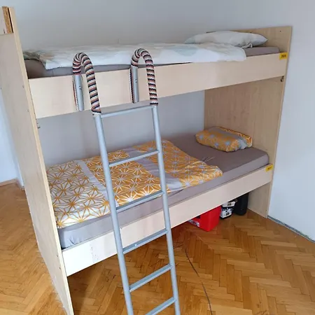 Hostel Ana